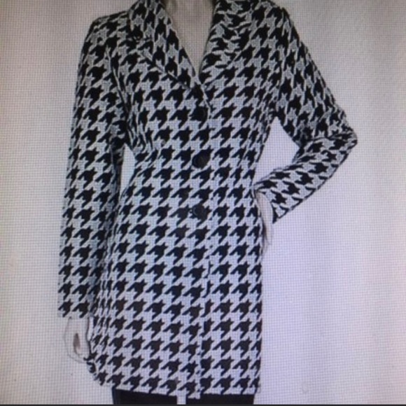 Nina Leonard Jackets & Blazers - Nina Leonard long black and white houndstooth jacket
